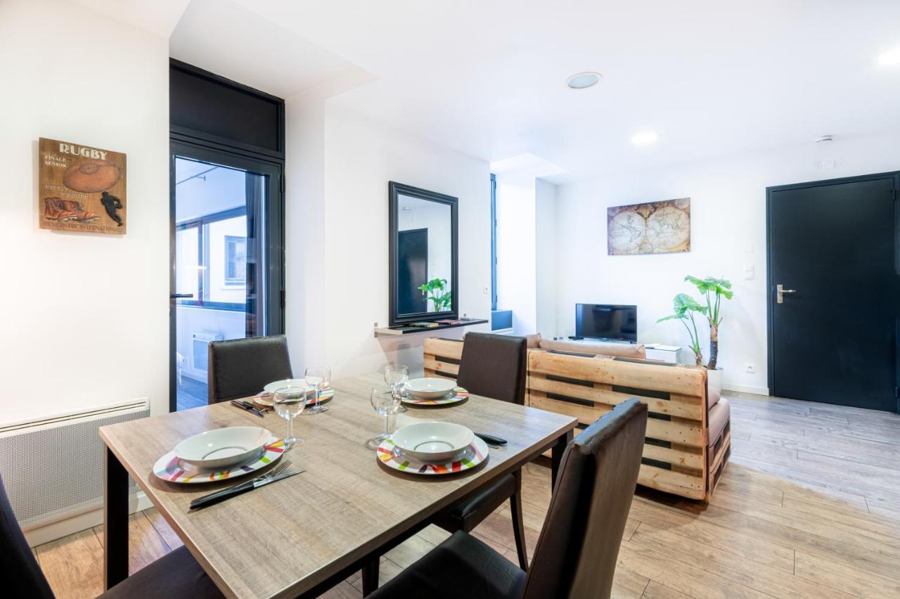 Appartement Le Cote Cour à Rodez Extérieur photo